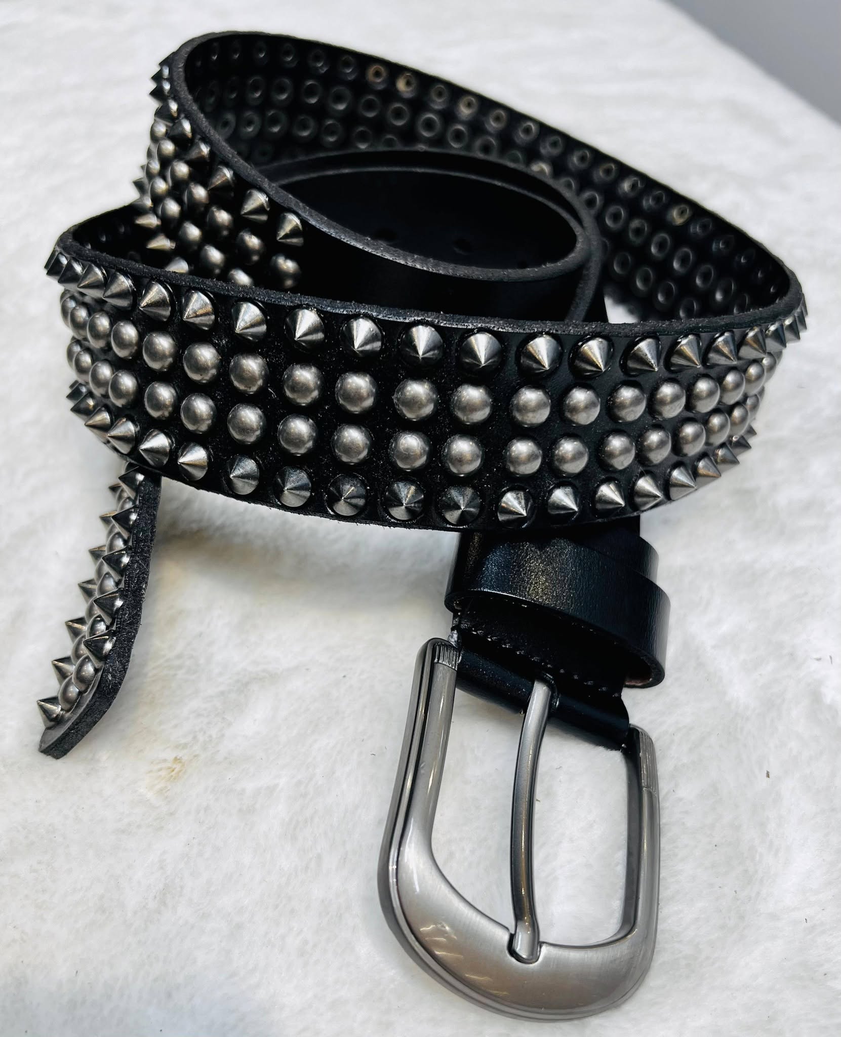 743824732_1041221215095012_6459234719731322420_n Exclusive Unique Repeat Belt - Sk6 - Image 1